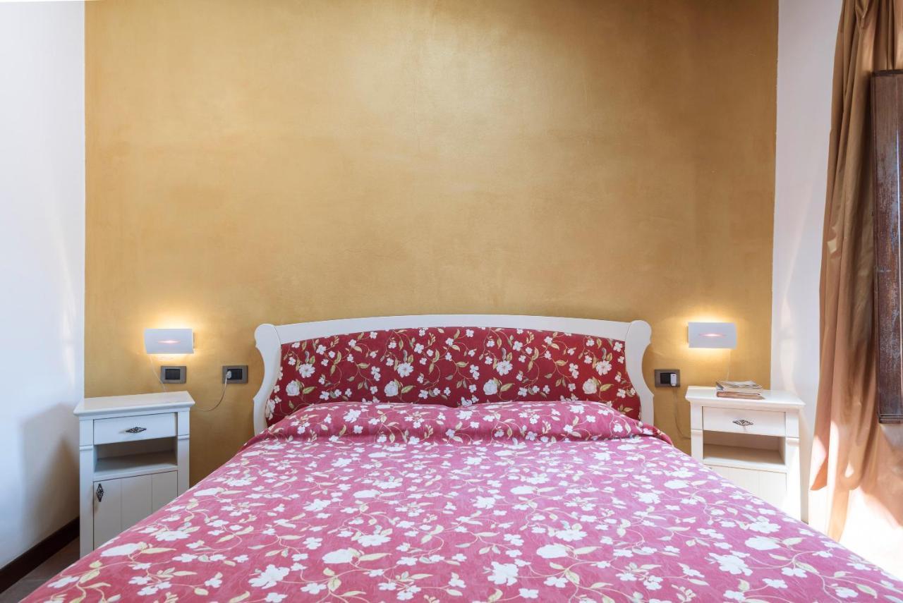 Locanda La Luna Tirli Luaran gambar